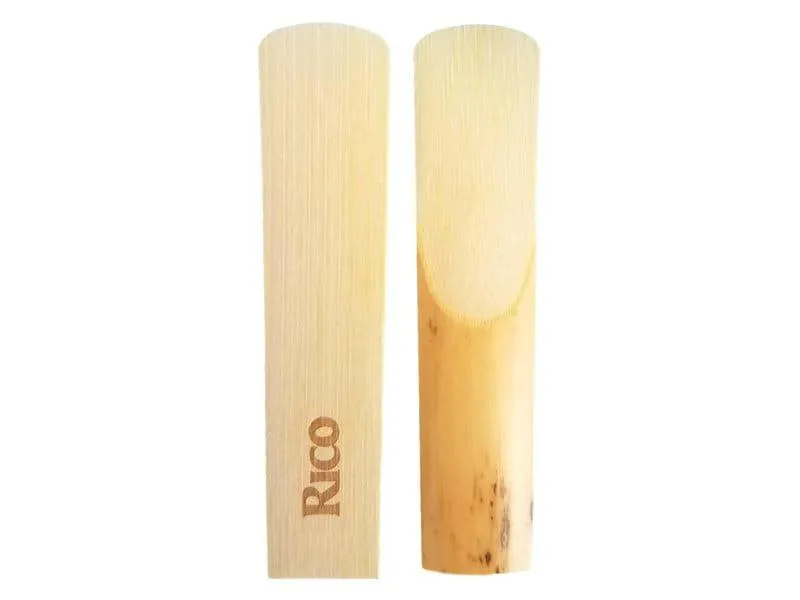 Materiał stroika a brzmienie i komfort